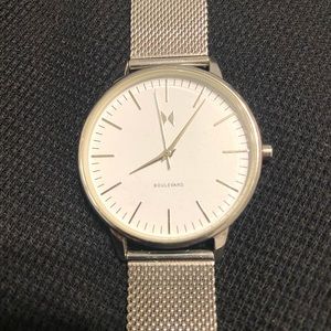 Excellent condition MVMT Movement Silver Mesh Watch